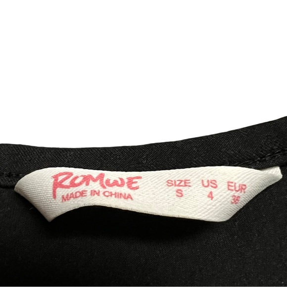 ROMWE Cherub Angel Graphic Crop Tank Top Size Small - Picture 2 of 2